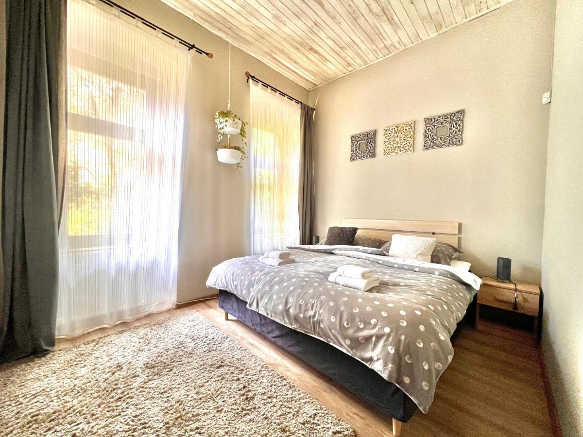Kohaz Apartman Daire Veszprém Dış mekan fotoğraf